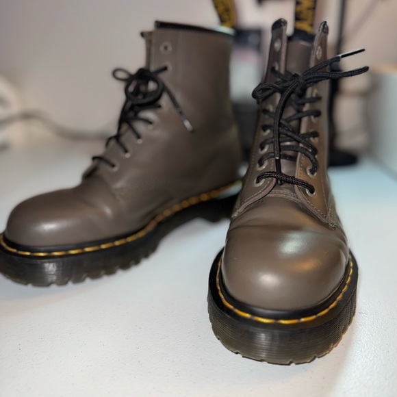 Dr. Martens Shoes Dr Martens Airwair Deep Coffee Brown Leather